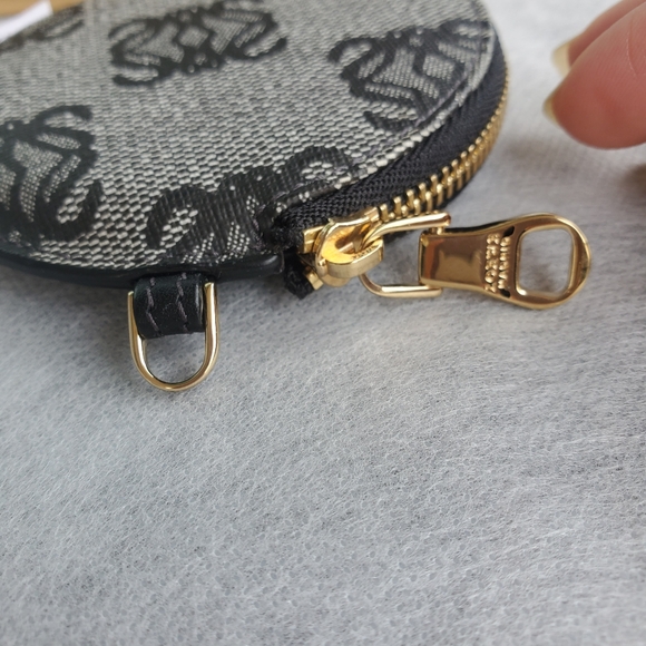 Loewe Coin Purse - Picture 3 of 12